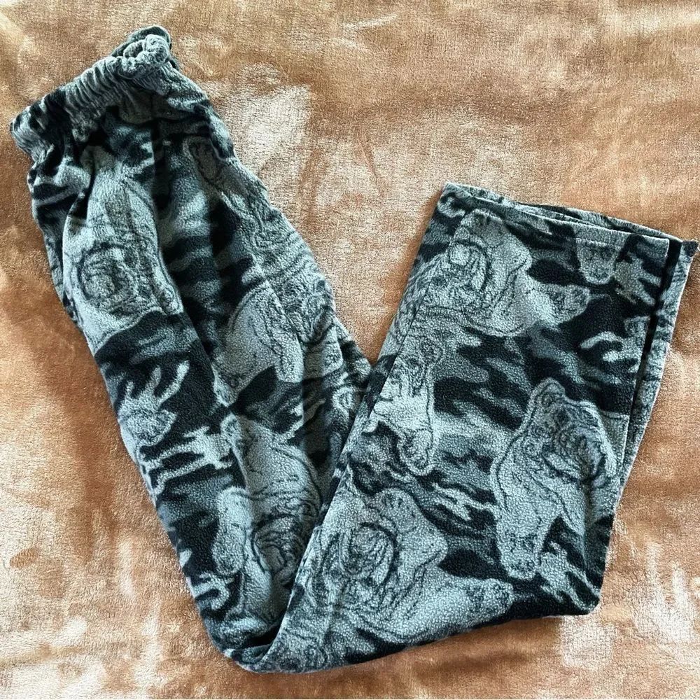 7 Apparel Women’s Gray and Black Pug Bulldo Print Pajama Pants Bottoms Pockets L